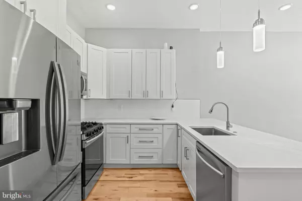 734 S 51ST ST #2, Philadelphia, PA 19143