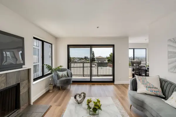 322 Hanover Ave #409, Oakland, CA 94606-1391