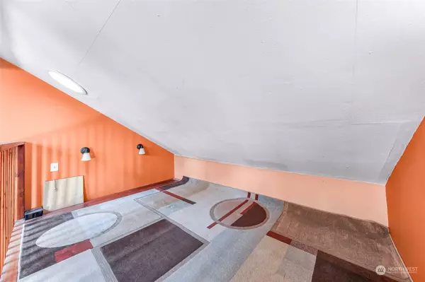 1758 Old Samish RD, Bellingham, WA 98229