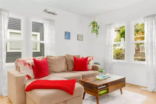 509 Cedar AVE S, Renton, WA 98055