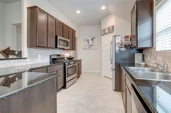 14931 Vinegrove Falls CT, Cypress, TX 77433