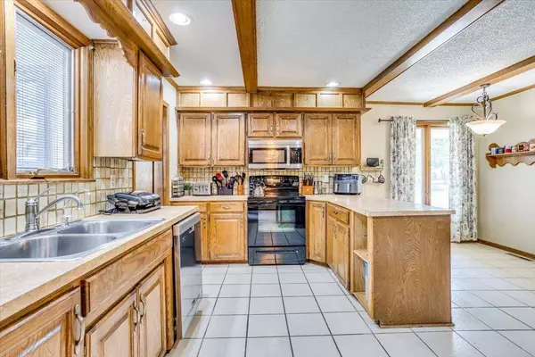 7603 E 26th Ct N, Wichita, KS 67226