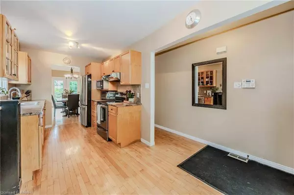 620 Millcroft Place, Waterloo, ON N2T 2M2