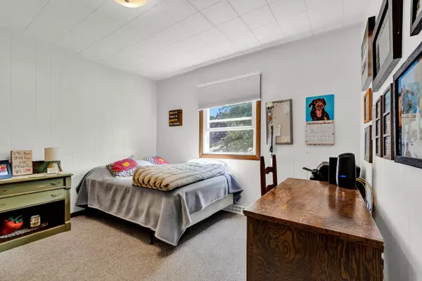 844 Center St, Hartford, WI 53027