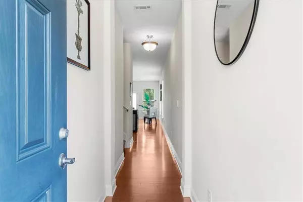 10615 Naramore LN, Johns Creek, GA 30022