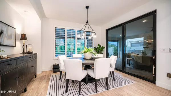 16744 W EDGEMONT Avenue, Goodyear, AZ 85395