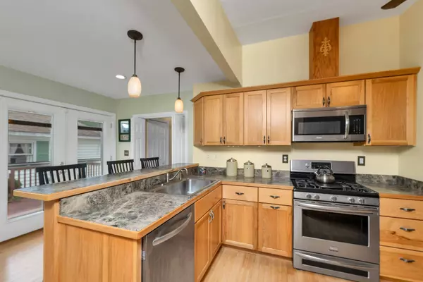 24 Hatch DR, Gilford, NH 03249