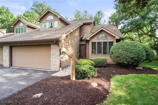 8968 Inverrary DR SE, Warren, OH 44484