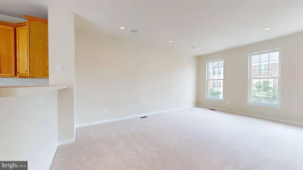 25126 MCBRYDE TER, Chantilly, VA 20152