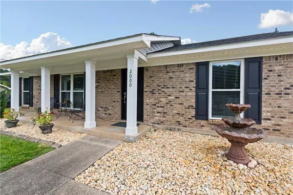 2000 Campfire DR, Semmes, AL 36575