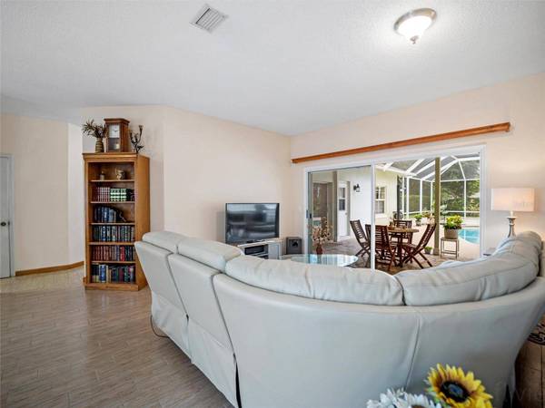 6 SAW MILL CT, Palm Coast, FL 32164