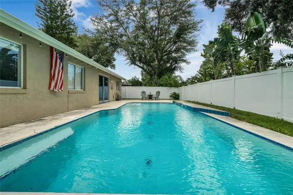 1012 PROVIDENCE LN, Oviedo, FL 32765