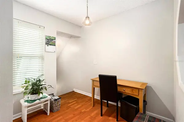 12287 ARMENIA GABLES CIR, Tampa, FL 33612