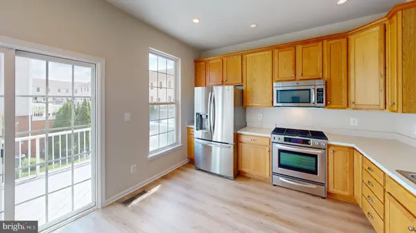 25126 MCBRYDE TER, Chantilly, VA 20152