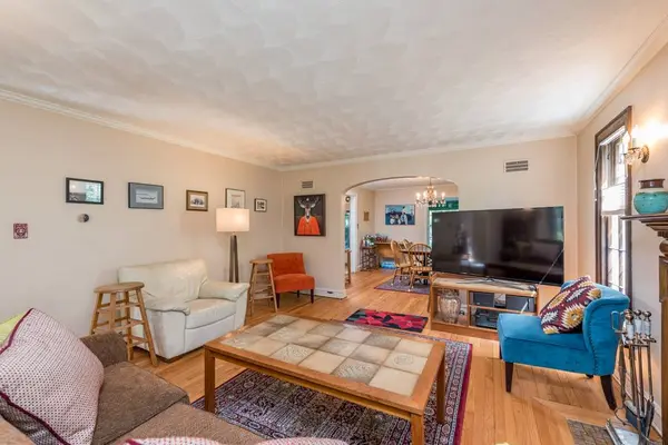 1601 Alexander Court, Waukegan, IL 60085