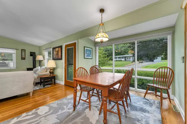 24 Hatch DR, Gilford, NH 03249