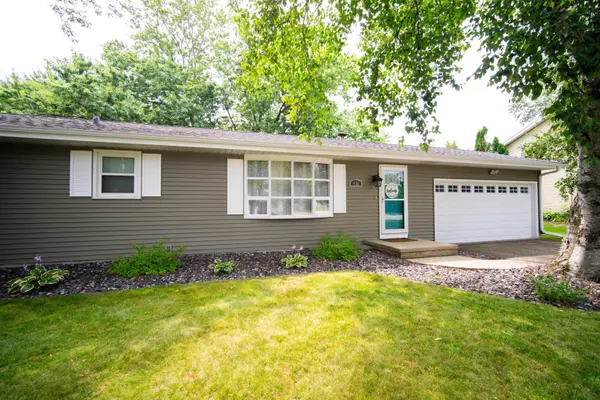 920 Bruce Street, Sun Prairie, WI 53590