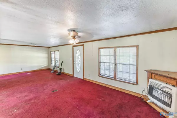 90 Joe Lemmond Road, Somerville, AL 35670