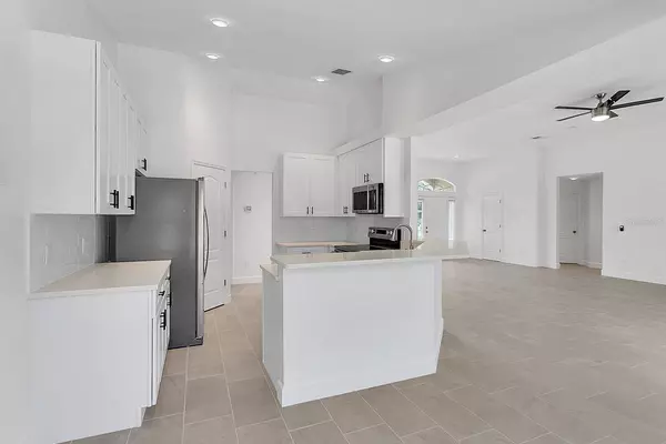 5446 CHISWICK CIR, Belle Isle, FL 32812