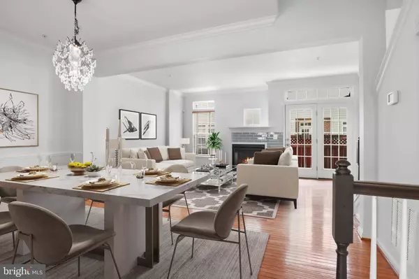 3675 MADISON VIEW LN, Falls Church, VA 22041