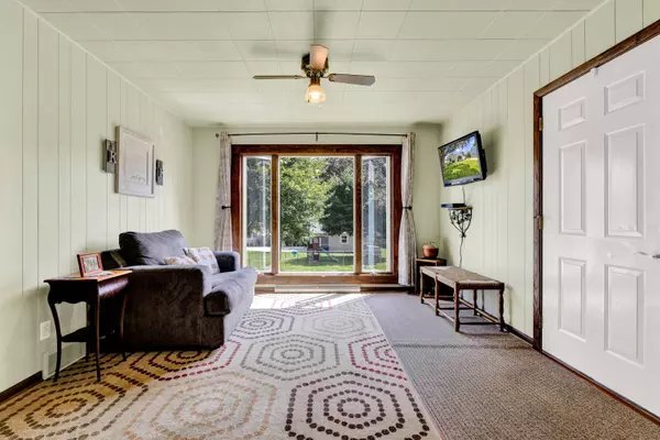 844 Center St, Hartford, WI 53027