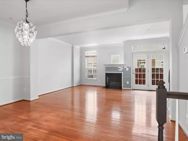 3675 MADISON VIEW LN, Falls Church, VA 22041