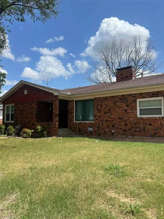 2420 Hillview Drive, Fort Worth, TX 76119