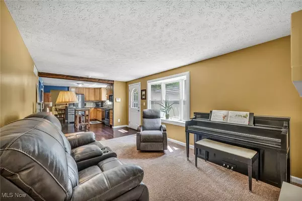 1112 Gentry DR, Medina, OH 44256