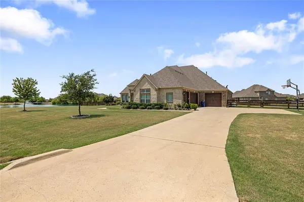 1516 Flanagan Farm Drive, Northlake, TX 76226