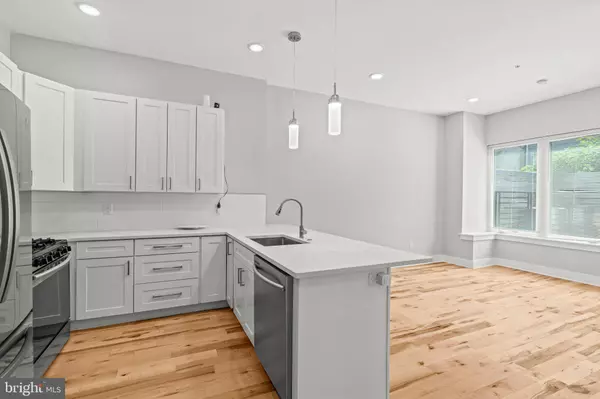 734 S 51ST ST #2, Philadelphia, PA 19143