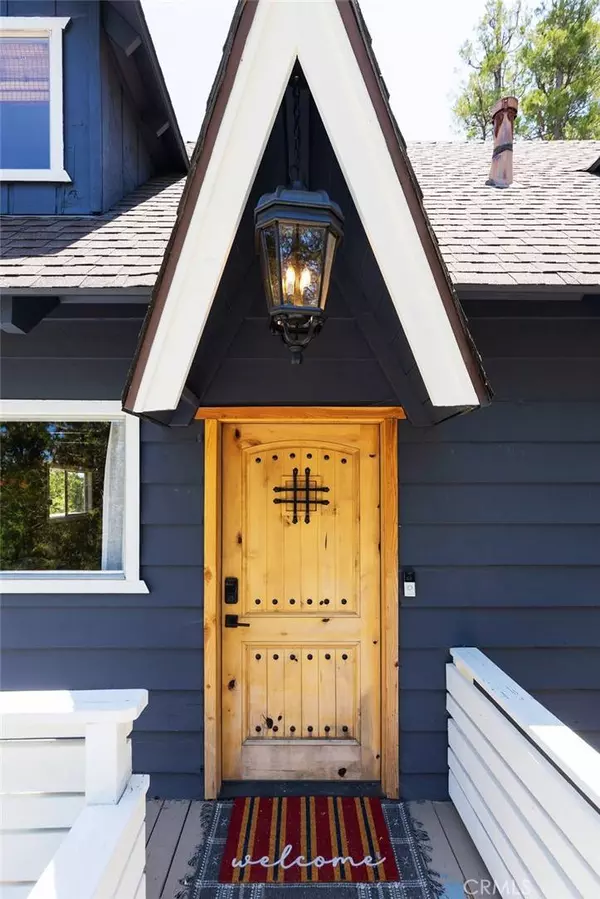 481 Pyramid DR, Lake Arrowhead, CA 92352