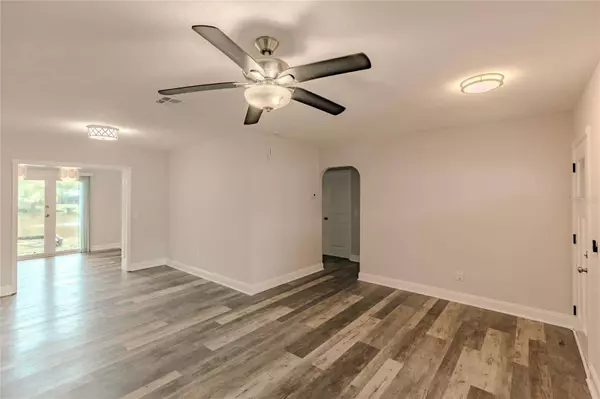 106 E VIRGINIA LN, Clearwater, FL 33759