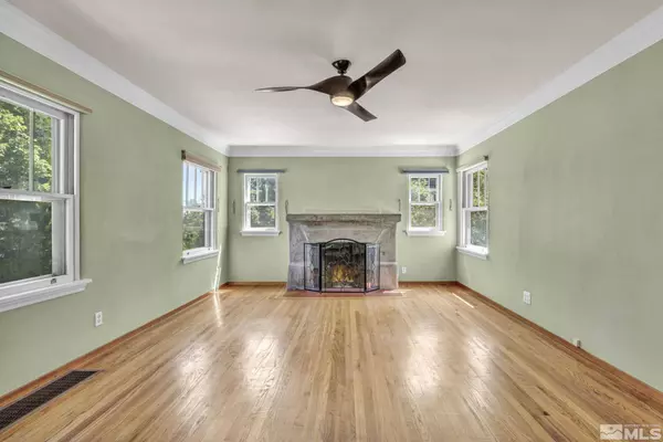 348 Hillcrest Drive, Reno, NV 89509