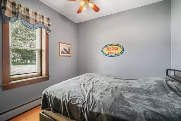 1126 Fond Du Lac Ave, Kewaskum, WI 53040