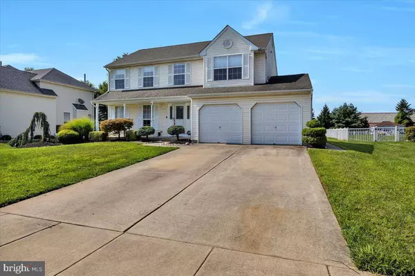 6 REDBUD DR, Sicklerville, NJ 08081