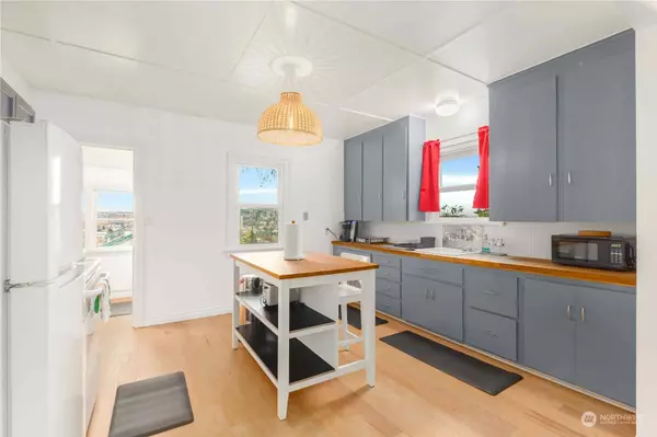 509 Cedar AVE S, Renton, WA 98055