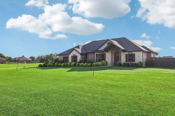 235 VZ County Rd 2162, Canton, TX 75103