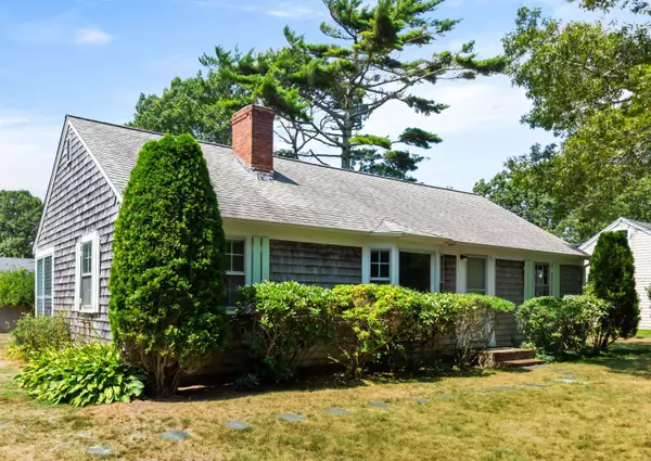 81 Pine Grove Road, South Yarmouth, MA 02664