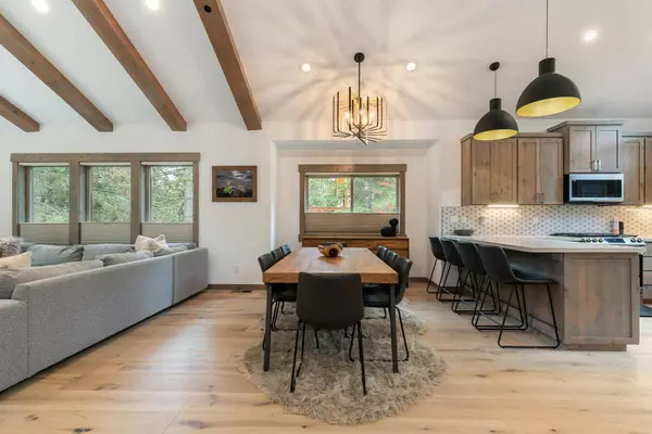 11102 Sitzmark Way, Truckee, CA 96161-0000