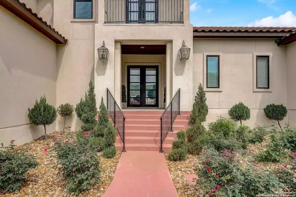 23118 Casey Canyon, San Antonio, TX 78255-3633