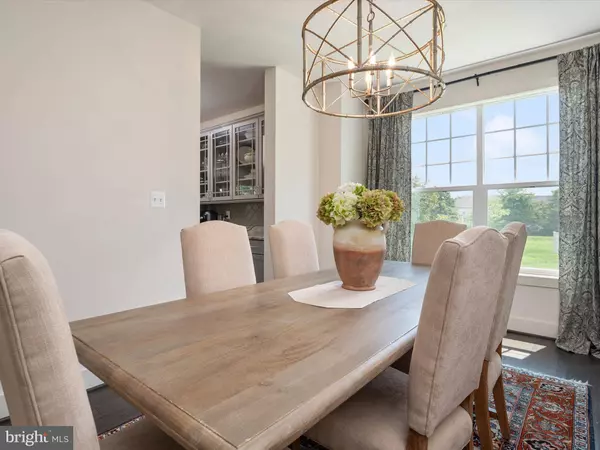 566 JERSEY BRONZE WAY, Pasadena, MD 21122