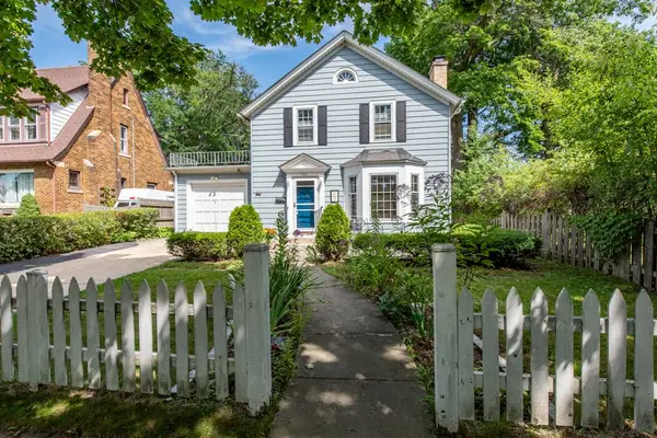 1601 Alexander Court, Waukegan, IL 60085