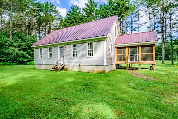 38 Androscoggin RD, Bethel, ME 04217