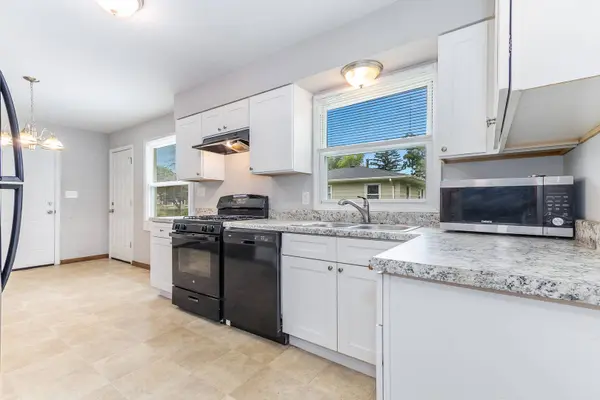 110 W Grant ST, Plano, IL 60545