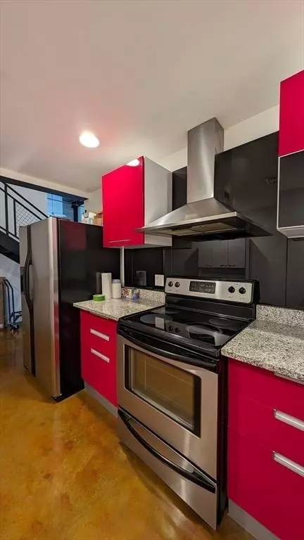 950 Broadway #24, Chelsea, MA 02150