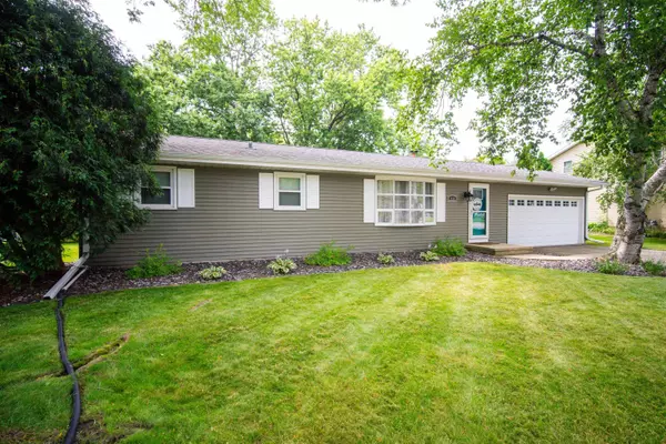 920 Bruce Street, Sun Prairie, WI 53590