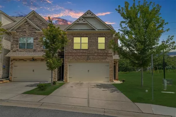 10615 Naramore LN, Johns Creek, GA 30022