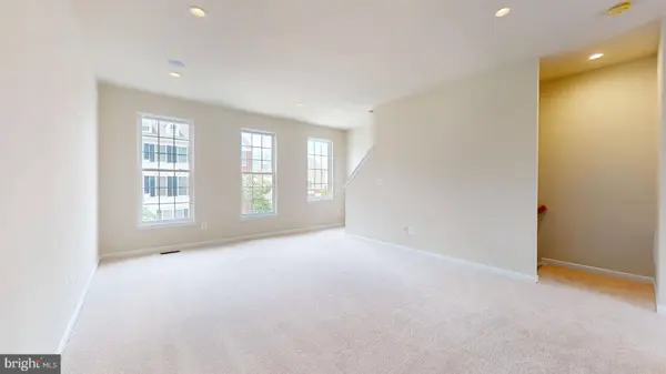 25126 MCBRYDE TER, Chantilly, VA 20152