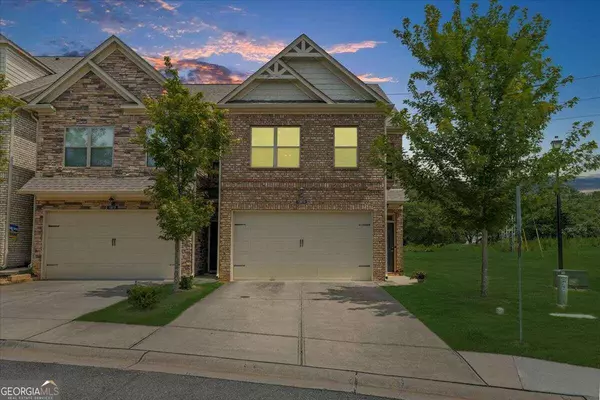 10615 Naramore LN, Johns Creek, GA 30022