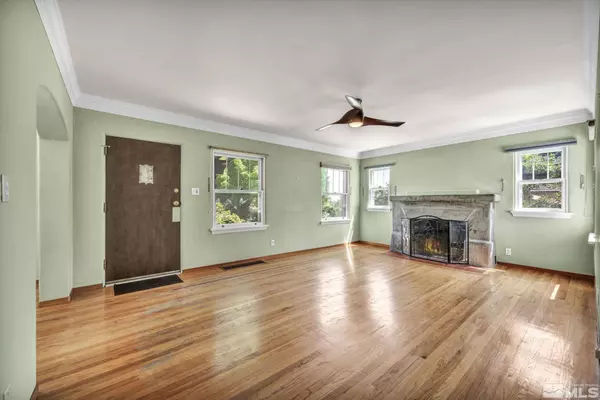 348 Hillcrest Drive, Reno, NV 89509